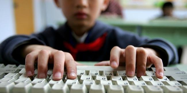Çocuklarımızı Siber Tehditlerden Nasıl Koruyabiliriz?